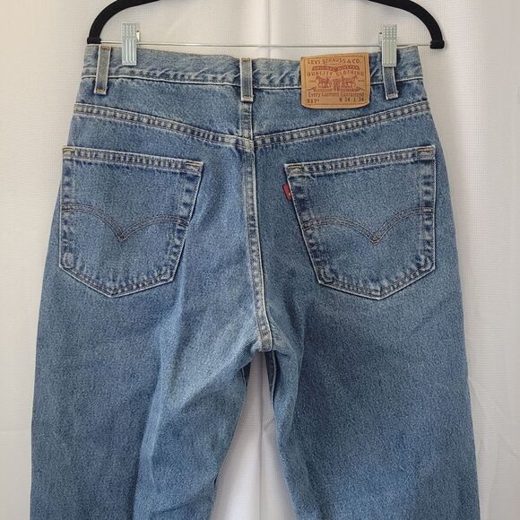 Vintage Levi's 517 Boot Cut Jeans, 31/32/34 - Picture 12 of 16